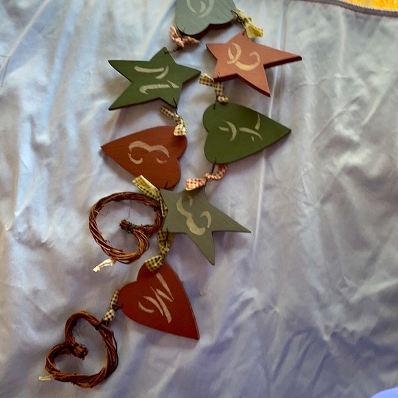 Primitive sign hanging grapevine rustic county look wooden sign - Picture 2 of 7